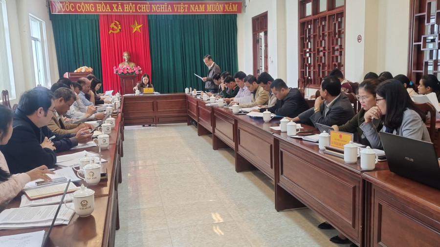 Quang cảnh buổi giám sát. Ảnh: Hà Phương