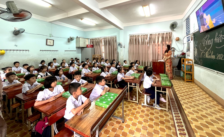 Chính phủ quyết định không tăng học phí đối với cơ sở giáo dục công lập trong năm 2022-2023. Ảnh: Phương Vi Chính phủ quyết định không tăng học phí đối với cơ sở giáo dục công lập trong năm 2022-2023. Ảnh: Phương Vi