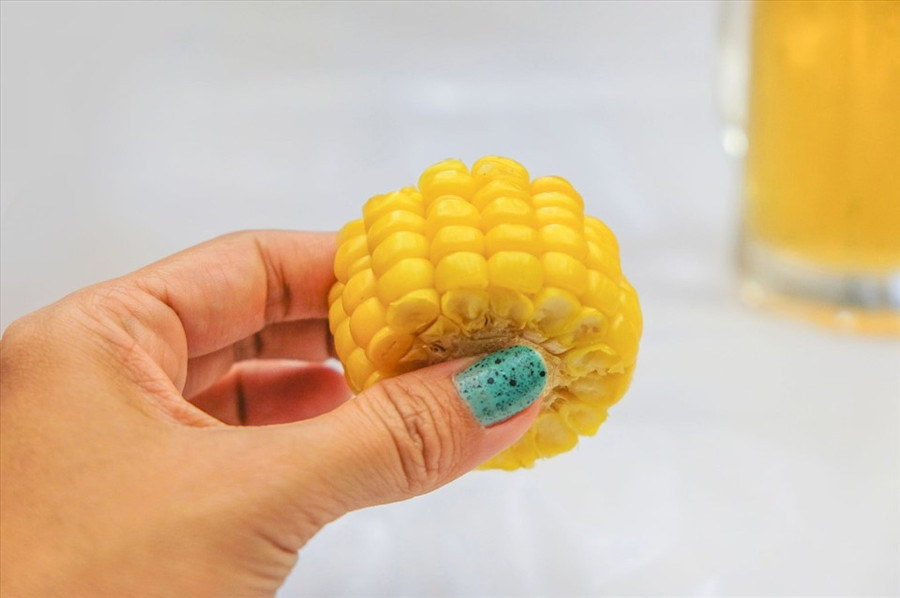 Người bị suy nhược cơ thể cần bổ sung các loại thực phẩm chứa nhiều tinh bột như ngô, khoai, sắn... Ảnh: Xinhua Người bị suy nhược cơ thể cần bổ sung các loại thực phẩm chứa nhiều tinh bột như ngô, khoai, sắn... Ảnh: Xinhua