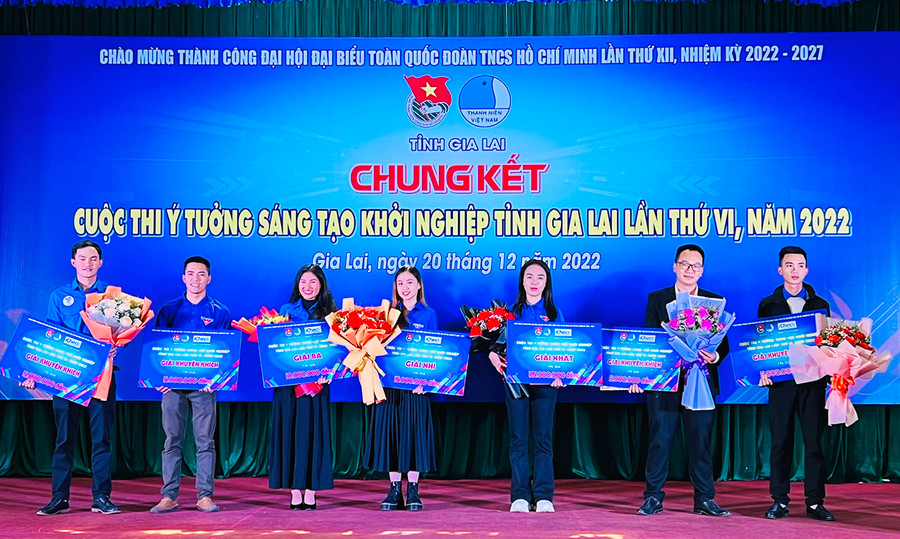 Cuộc thi “Ý tưởng sáng tạo khởi nghiệp” góp phần cụ thể hóa chỉ tiêu đặt ra tại Đại hội Đoàn toàn tỉnh lần thứ XV (nhiệm kỳ 2022-2027). Ảnh: Phan Lài Cuộc thi “Ý tưởng sáng tạo khởi nghiệp” tổ chức góp phần cụ thể hóa chỉ tiêu đặt ra tại Đại hội Đoàn toàn tỉnh lần thứ XV (nhiệm kỳ 2022-2027). Ảnh: Phan Lài