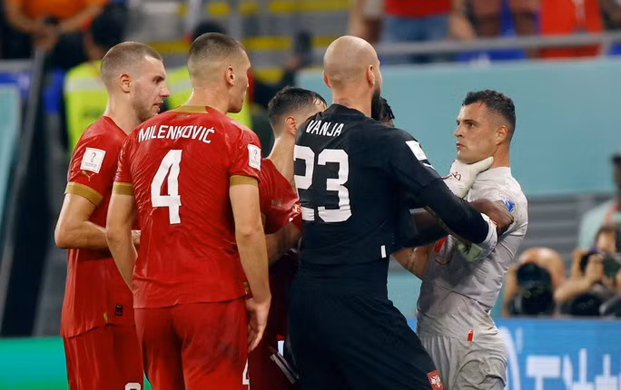 Trận đấu diễn ra kịch tính và quyết liệt