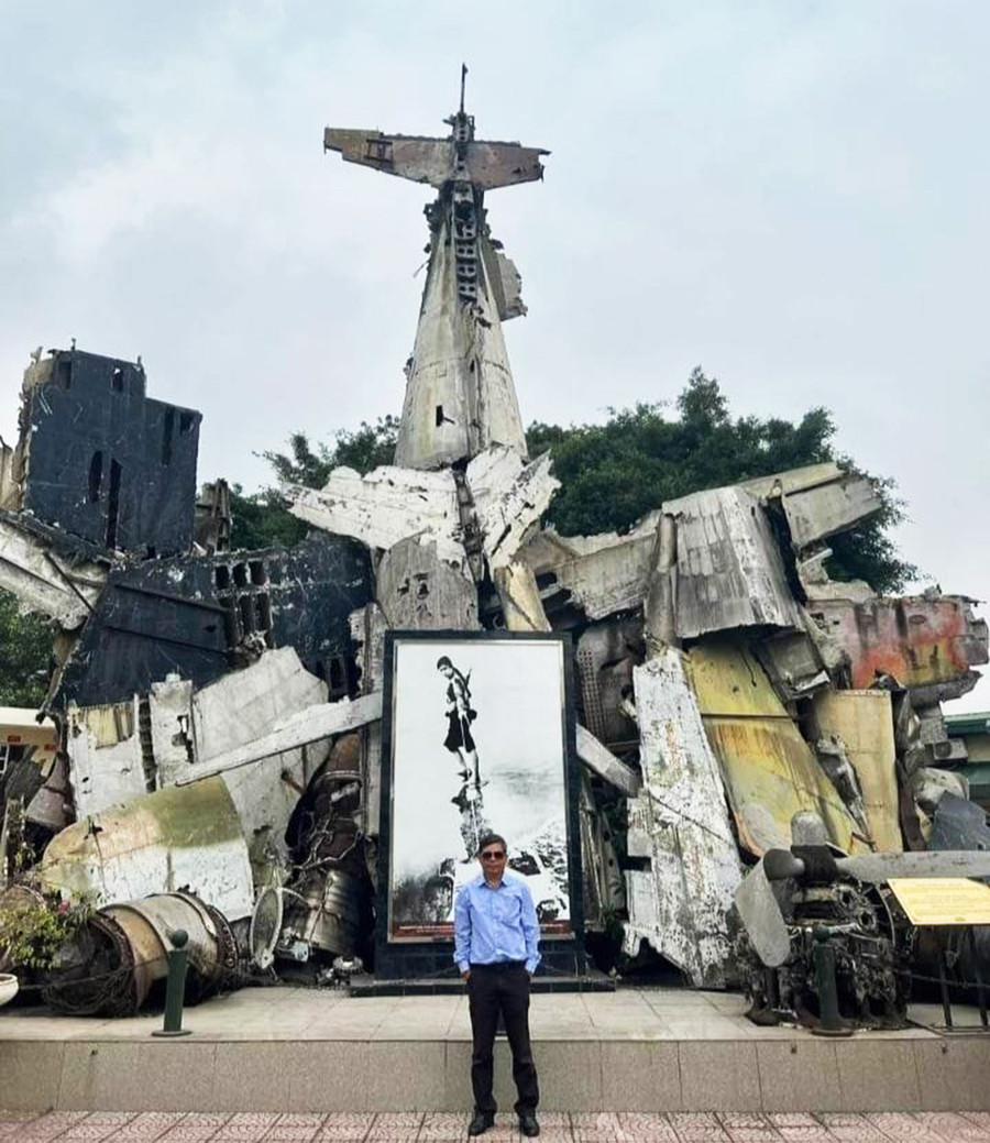 Một góc khu trưng bày ngoài trời của Bảo tàng LSQS Việt Nam. Ảnh: Hoàng Cư Một góc khu trưng bày ngoài trời của Bảo tàng LSQS Việt Nam. Ảnh: Hoàng Cư