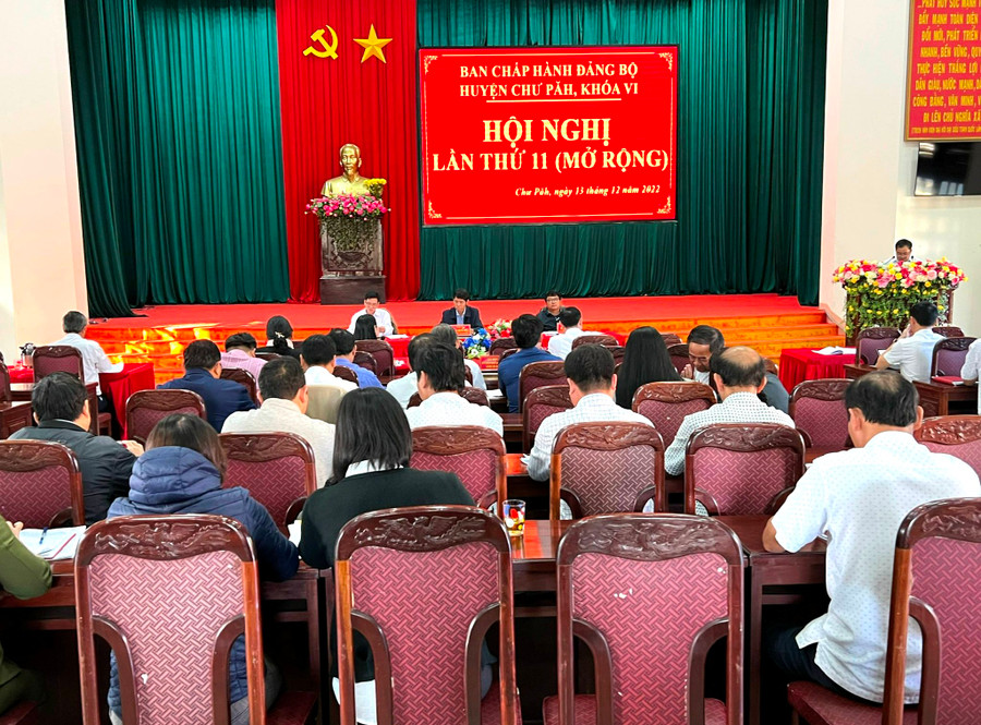 Toàn cảnh hội nghị Ban chấp hành Đảng bộ huyện Chư Păh. Ảnh. Đinh Yến