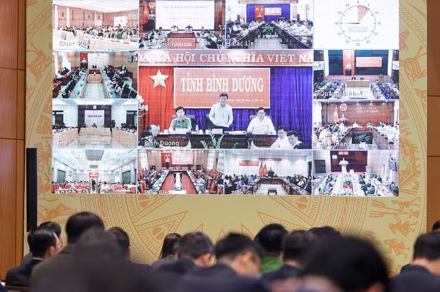 Lãnh đạo các địa phương dự Hội nghị tại các điểm cầu trong cả nước - Ảnh: VGP/Nhật Bắc