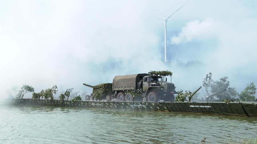 Huấn luyện vượt sông bằng phà của Lữ đoàn Công binh 7 Huấn luyện bắn súng AK tại Tiểu đoàn Bộ binh 50. Ảnh: Anh Huy