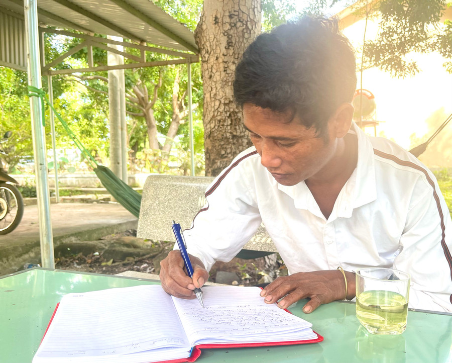 Theo kinh nghiệm của Chánh tòa Kpă Teo là chỉ đồng ý cho cuộc vui bắt đầu khi cả hai bên đã thẳng thắn nhìn nhận đúng-sai, bắt tay làm hòa, vui vẻ xóa bỏ mọi mâu thuẫn, hiềm khích. Ảnh: Minh Nguyễn