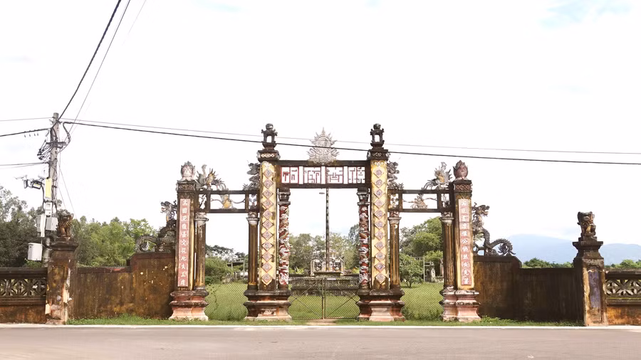 TX.An Nhơn có thành Hoàng Đế (còn gọi là Đồ Bàn) từng là kinh đô của vương triều Champa từ thế kỷ 11-15 và kinh đô của vương triều Tây Sơn thời Nguyễn Nhạc. Ảnh: Hoàng Trọng