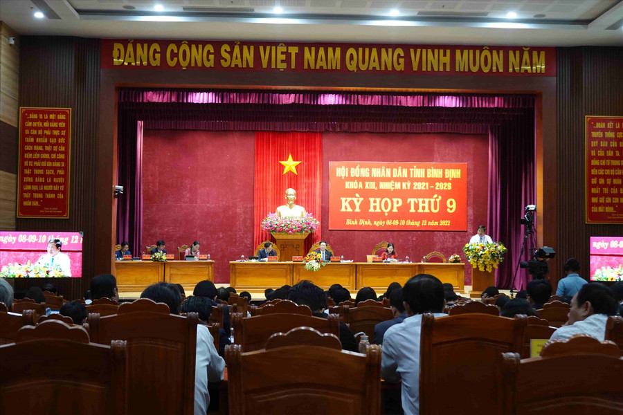 Ngày làm việc thứ 3 của HĐND tỉnh Bình Định khóa XIII, nhiệm kỳ 2021-2026 kỳ họp thứ 9. Ảnh: Hoài Luân 