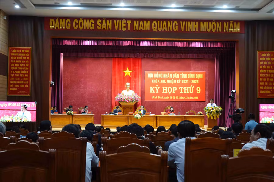 Ngày làm việc thứ 3 của HĐND tỉnh Bình Định khóa XIII, nhiệm kỳ 2021-2026 kỳ họp thứ 9. Ảnh: Hoài Luân 
