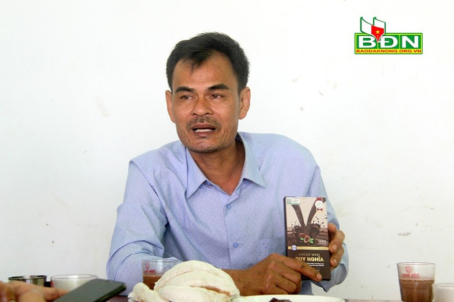 Anh Vũ Văn Nghĩa, xã Tân Thành (huyện Krông Nô,, tỉnh Đắk Nông)chủ nhân của sản phẩm OCOP hạng 3 sao.