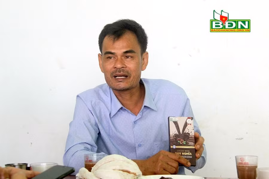 Anh Vũ Văn Nghĩa, xã Tân Thành (huyện Krông Nô,, tỉnh Đắk Nông)chủ nhân của sản phẩm OCOP hạng 3 sao.