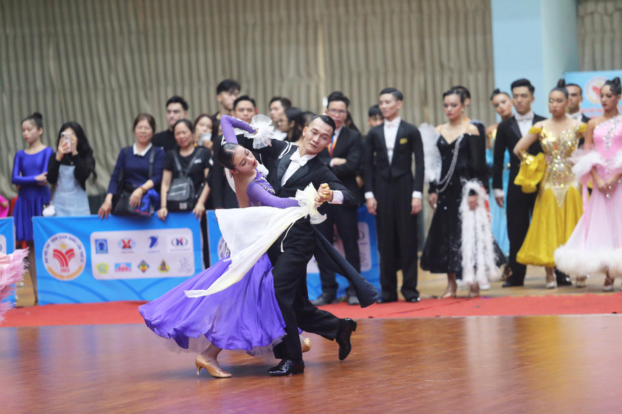 Đôi VĐV Trần Nam Dũng-Lê Phương Thảo đã mang về tấm huy chương bạc cho đoàn Gia Lai tại Đại hội Thể thao toàn quốc lần thứ IX-2022. Ảnh: Văn Ngọc