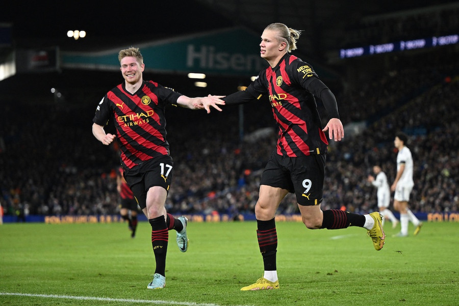 Haaland (phải) tiếp tục có hiệu suất ghi bàn xuất sắc trong mùa đầu tiên khoác áo Man City. Ảnh: AFP Haaland (phải) tiếp tục có hiệu suất ghi bàn xuất sắc trong mùa đầu tiên khoác áo Man City. Ảnh: AFP