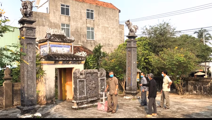 Miếu An Tân (tổ 2, phường An Tân, thị xã An Khê) cổ kính, còn giữ được hệ thống văn tự Hán-Nôm phong phú. Ảnh: Ngọc Minh