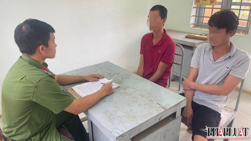 Công an huyện Di Linh bắt hàng chục vụ cá độ từ đầu mùa World Cup 2022. Ảnh: TIẾN DŨNG