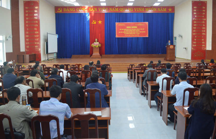 Quang cảnh buổi lễ khai giảng. Ảnh: Anh Huy