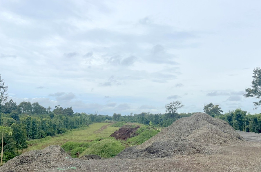 Việc triển khai dự án đường tránh Đông thành phố Buôn Ma Thuột đang khá rối ren. Ảnh: Phan Tuấn