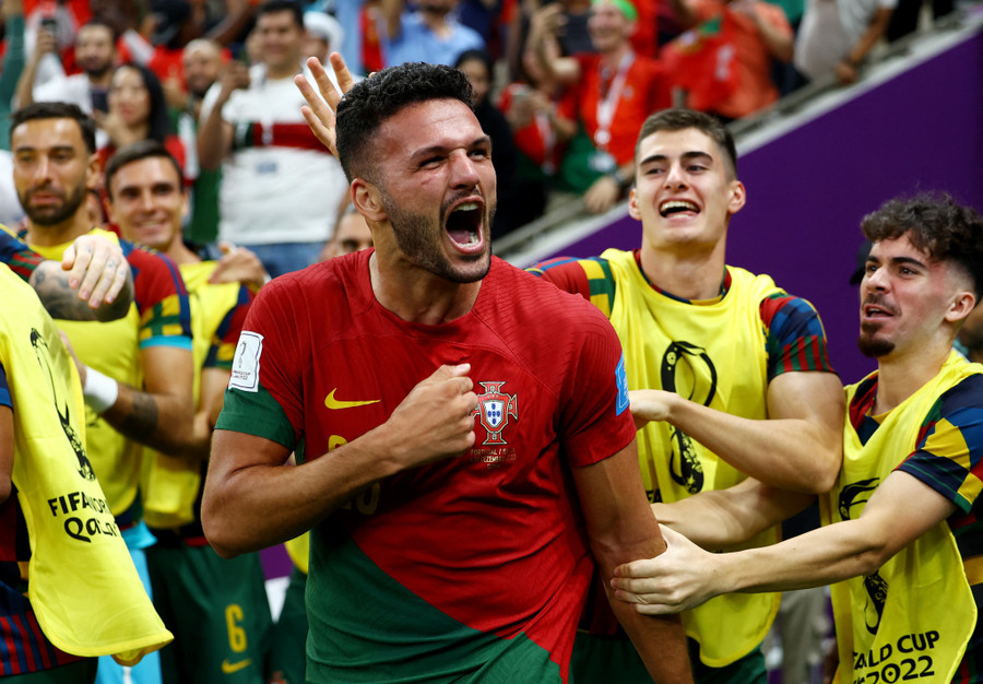 Ramos tỏa sáng trong chiến thắng của tuyển Bồ Đào Nha trước Thụy Sĩ. Ảnh: REUTERS Ramos tỏa sáng trong chiến thắng của tuyển Bồ Đào Nha trước Thụy Sĩ. Ảnh: REUTERS