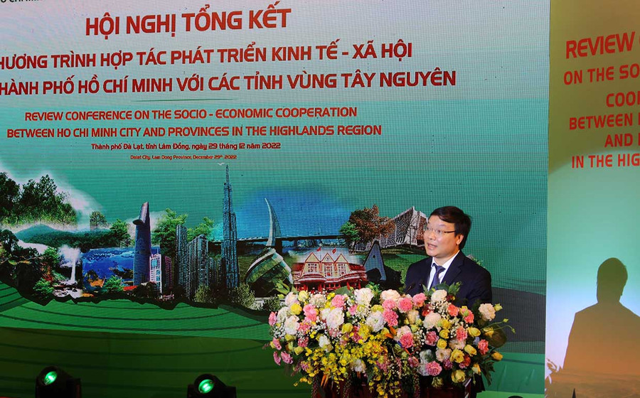 Ông Trương Hải Long-Chủ tịch UBND tỉnh Gia Lai phát biểu tại hội nghị. Ảnh: Diễm Thương Ông Trương Hải Long- Chủ tịch UBND tỉnh Gia Lai phát biểu tại hội nghị. Ảnh: Diễm Thương