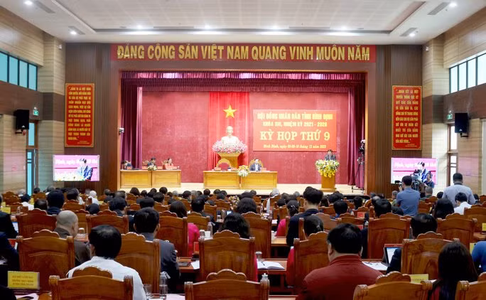 Quang cảnh kỳ họp thứ 9 HĐND tỉnh Bình Định khóa XIII.