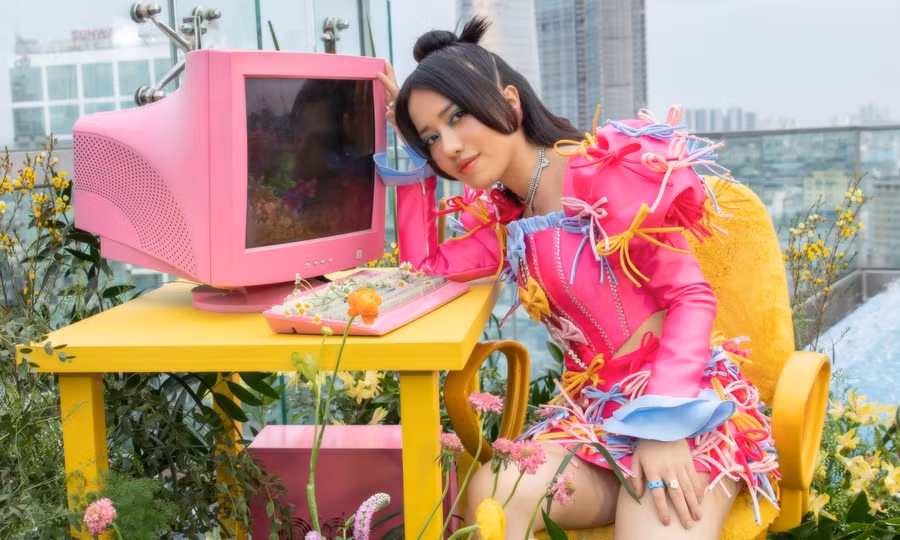 Citopia là dự án âm nhạc tâm huyết của Phùng Khánh Linh, được sáng tác sau khi cô trải qua biến cố mất người thân. Ảnh: NVCC