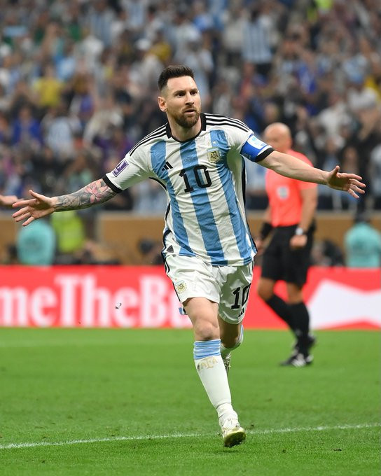 Messi tiếp tục là vị cứu tinh của Argentina. Ảnh: FIFA Messi tiếp tục là vị cứu tinh của Argentina. Ảnh: FIFA