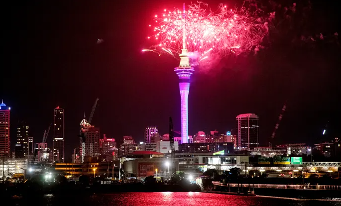 Pháo hoa ở Auckland, New Zealand. Ảnh chụp từ NZ Herald