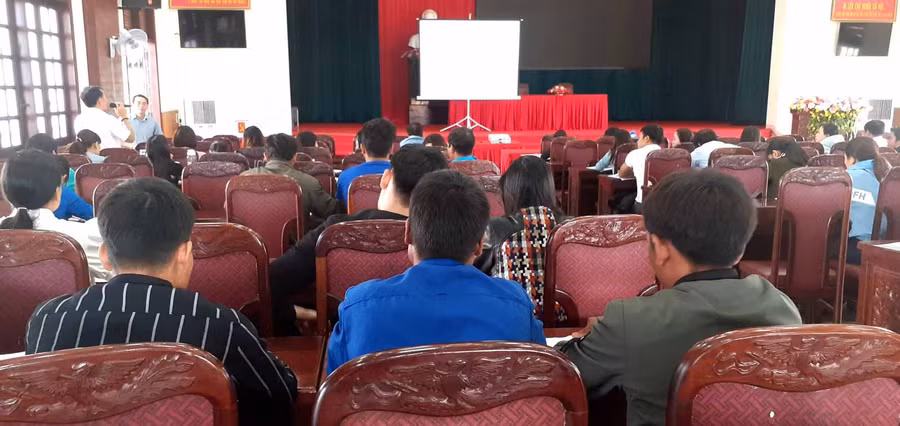 Quang cảnh lớp tập huấn. Ảnh: Hà Phương