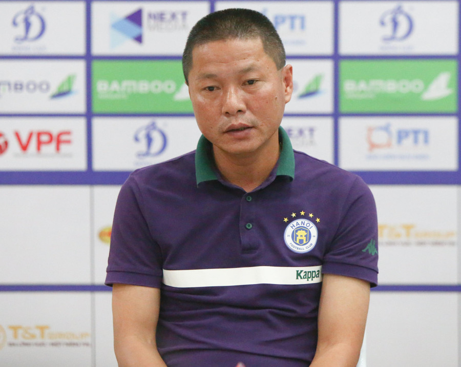 HLV Chu Đình Nghiêm cho hay nhiều khả năng sẽ để Quang Hải trên ghế dự bị vòng 13 V.League 2020.