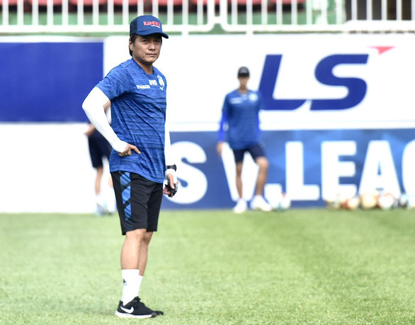 HLV Nguyễn Văn Đàn sẽ chịu trách nhiệm dẫn dắt Hoàng Anh Gia Lai thi đấu chặng đường còn lại của mùa bóng 2020- Ảnh: ANH TIẾN HLV Nguyễn Văn Đàn sẽ chịu trách nhiệm dẫn dắt Hoàng Anh Gia Lai thi đấu chặng đường còn lại của mùa bóng 2020- Ảnh: ANH TIẾN