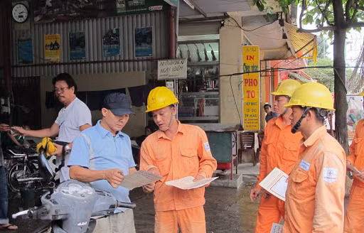 Không giải bài toán nguồn cung, khó mong giá điện giảm