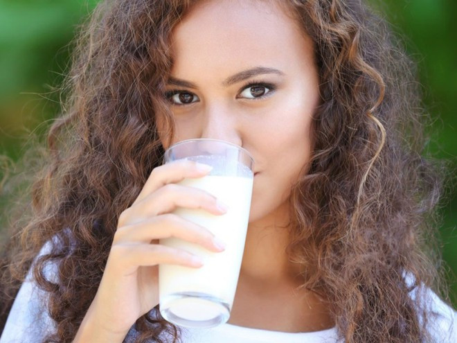 Tiêu thụ sữa vào bữa sáng làm giảm lượng đường trong máu suốt cả ngày - Ảnh minh họa: Shutterstock
