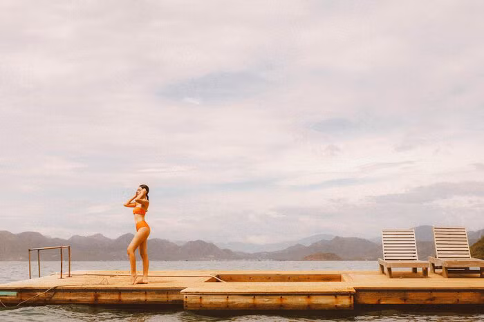 Nhìn sắc vóc của Phạm Quỳnh Anh, khó mà nghĩ cô đã là mẹ của hai nhóc tỳ và sắp sang ngưỡng U40