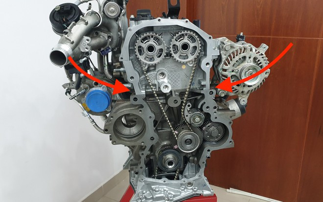 Vị trí phát hiện hiện tượng thấm, chảy dầu đối trên động cơ diesel 2.0L của Ford