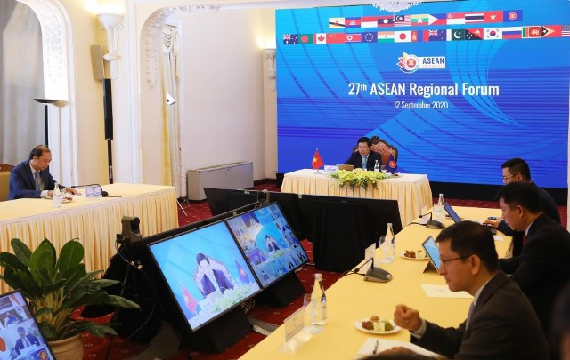 Diễn đàn Khu vực ASEAN trực tuyến do Việt Nam chủ trì hôm 12-9. Ảnh: Kyodo News