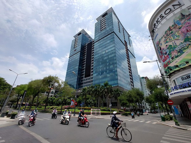 Giá đất trên đường Đồng Khởi (Q.1, TP.HCM) theo khung giá đất chỉ 162 triệu đồng/m2, trong khi giá thực tế lên đến hàng tỉ đồng/m2, theo HoREA ẢNH: KHẢ HÒA