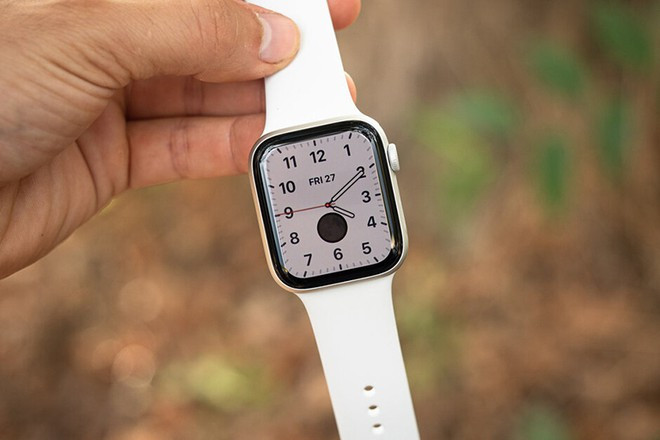Đừng mong đợi một Apple Watch thiết kĐừng mong đợi một Apple Watch thiết kế mới hoàn toàn trong đêm nay ẢNH: PHONEARENAế mới hoàn toàn trong đêm nay ẢNH: PHONEARENA