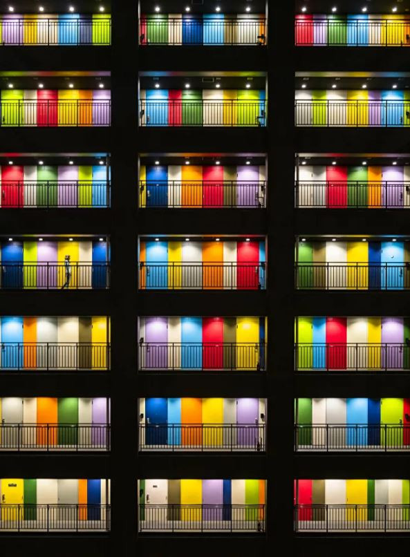 Bức ảnh “Tòa nhà Soho trên đảo nhân tạo Odaiba” của nhiếp ảnh gia của Jordan Banks, đoạt giải trong hạng mục Đô thị của cuộc thi National Geographic Traveller Photography Competition 2020