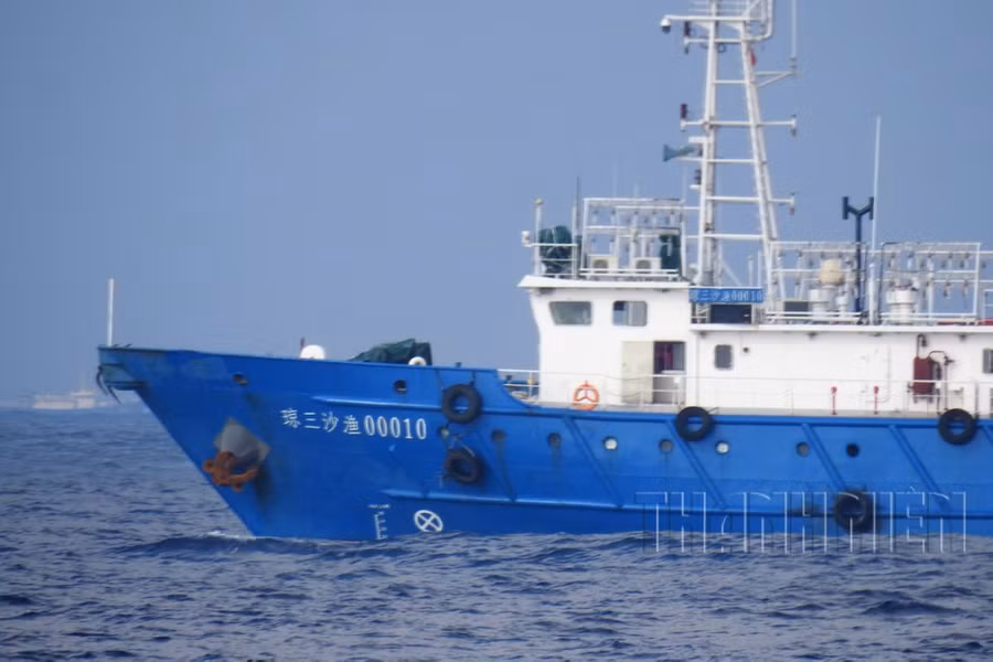 Quỳnh Tam Sa Ngư 00010 được đóng mới và hạ thủy đầu 2019 và chuyên đi theo bảo vệ dầu khí ẢNH: MAI THANH HẢI