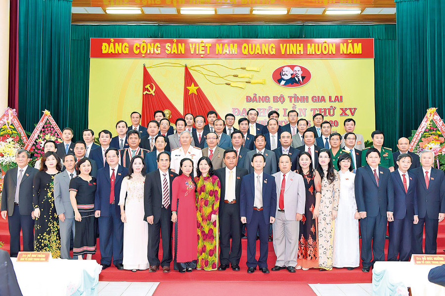 Ban Chấp hành Đảng bộ tỉnh khóa XV (nhiệm kỳ 2015-2020) Ban Chấp hành Đảng bộ tỉnh (khóa XV)