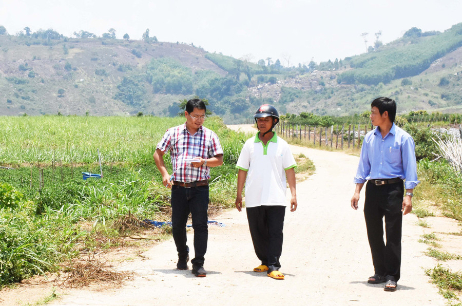 Nhờ sự đồng thuận giữa cấp ủy, chính quyền và nhân dân, bộ mặt nông thôn xã Đông (huyện Kbang) ngày càng khởi sắc. Ảnh: M.T