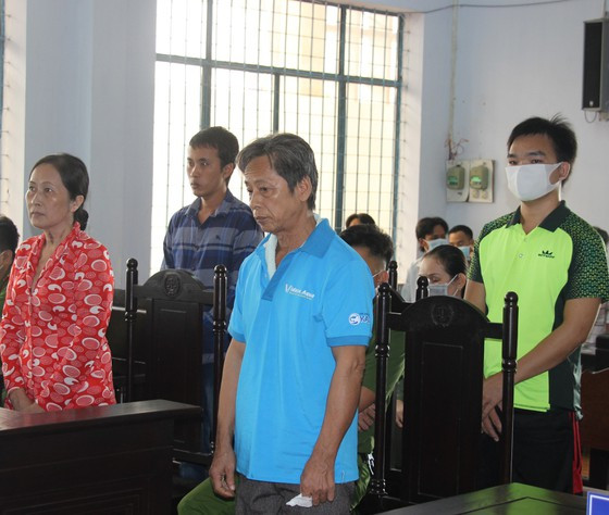 Các bị cáo tại tòa Các bị cáo tại tòa