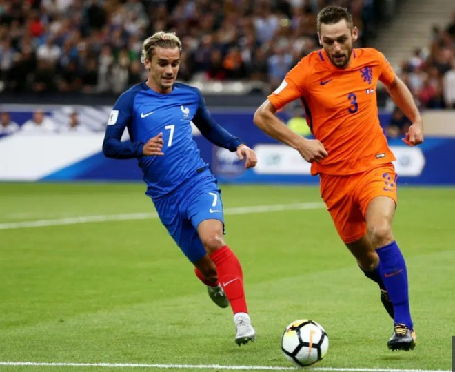 Stefan De Vrij đang là trung vệ hàng đầu của bóng đá châu Âu AFP