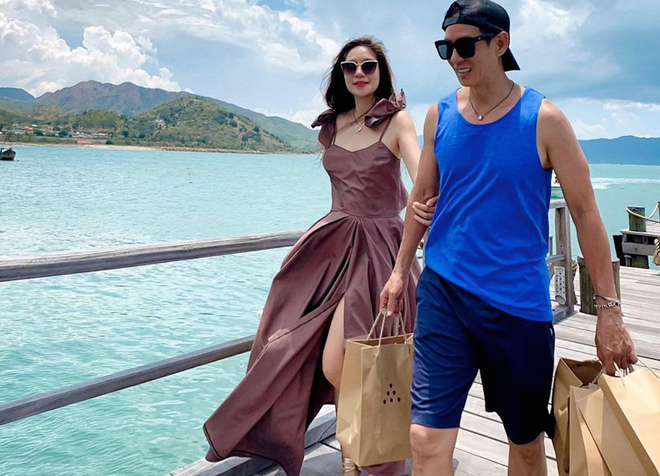 Vợ chồng Lý Hải khoe sắc trong loạt ảnh du lịch ẢNH: CHỤP MÀN HÌNH