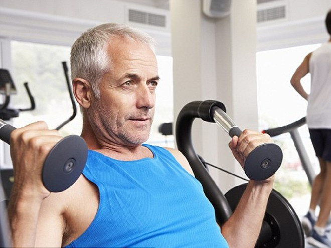 Giảm cân ở tuổi trung niên có thể giảm nguy cơ chết sớm ở người béo phì ẢNH MINH HỌA: SHUTTERSTOCK Giảm cân ở tuổi trung niên có thể giảm nguy cơ chết sớm ở người béo phì ẢNH MINH HỌA: SHUTTERSTOCK