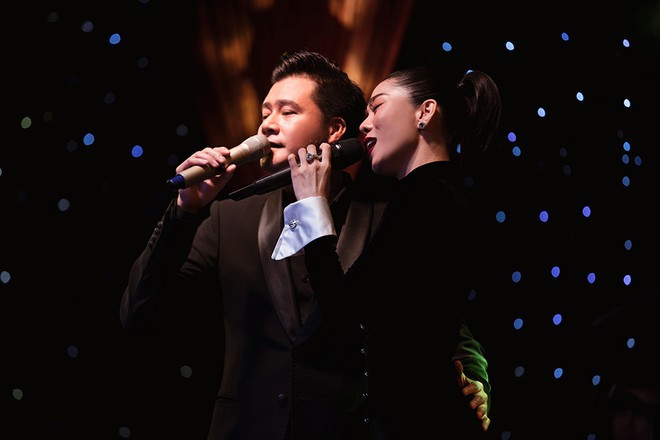 Quang Dũng xuất hiện lịch lãm tại đêm nhạc của Lệ Quyên ẢNH: NVCC