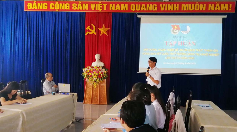 Quang cảnh buổi tập huấn. Ảnh: Ksor H'Yuên Quang cảnh buổi tập huấn. Ảnh: Ksor H'Yuên