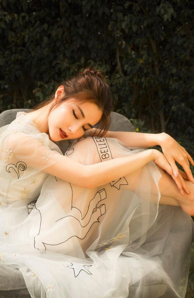 Cô lên tiếng trước scandal với Trương Thế Vinh. Ảnh: NSCC