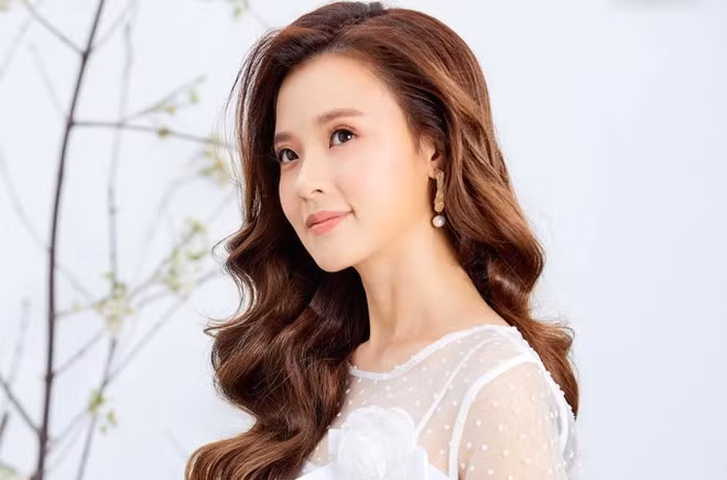 Midu chia sẻ quan điểm của mình về việc tận hưởng cuộc sống ẢNH: FBNV