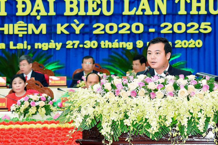 Đại biểu Vũ Hồng Duy-Phó Bí thư Thường trực Huyện ủy Phú Thiện-phát biểu thảo luận. Ảnh: Đức Thụy Đại biểu Vũ Hồng Duy-Phó Bí thư Thường trực Huyện ủy Phú Thiện. Ảnh: Đức Thụy